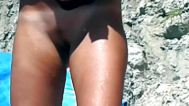 تتمتع كنزي ريفز وسيلفيا سيج بلعق كس سكس مترجم محارم جديد بعضهما البعض
